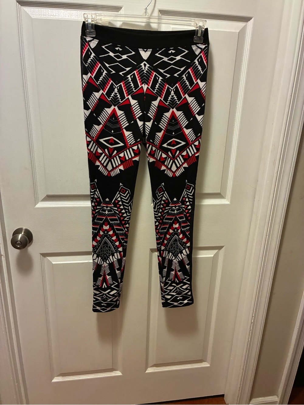 Bisou Bisou by Michelle Black Aztec Print Leggings-Red & White Pattern-Size S